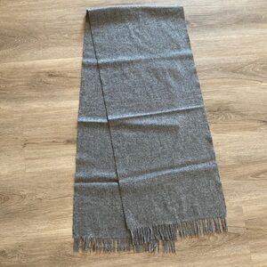 Soft Gray Fringed Scarf Made By Pendleton 32”x12”